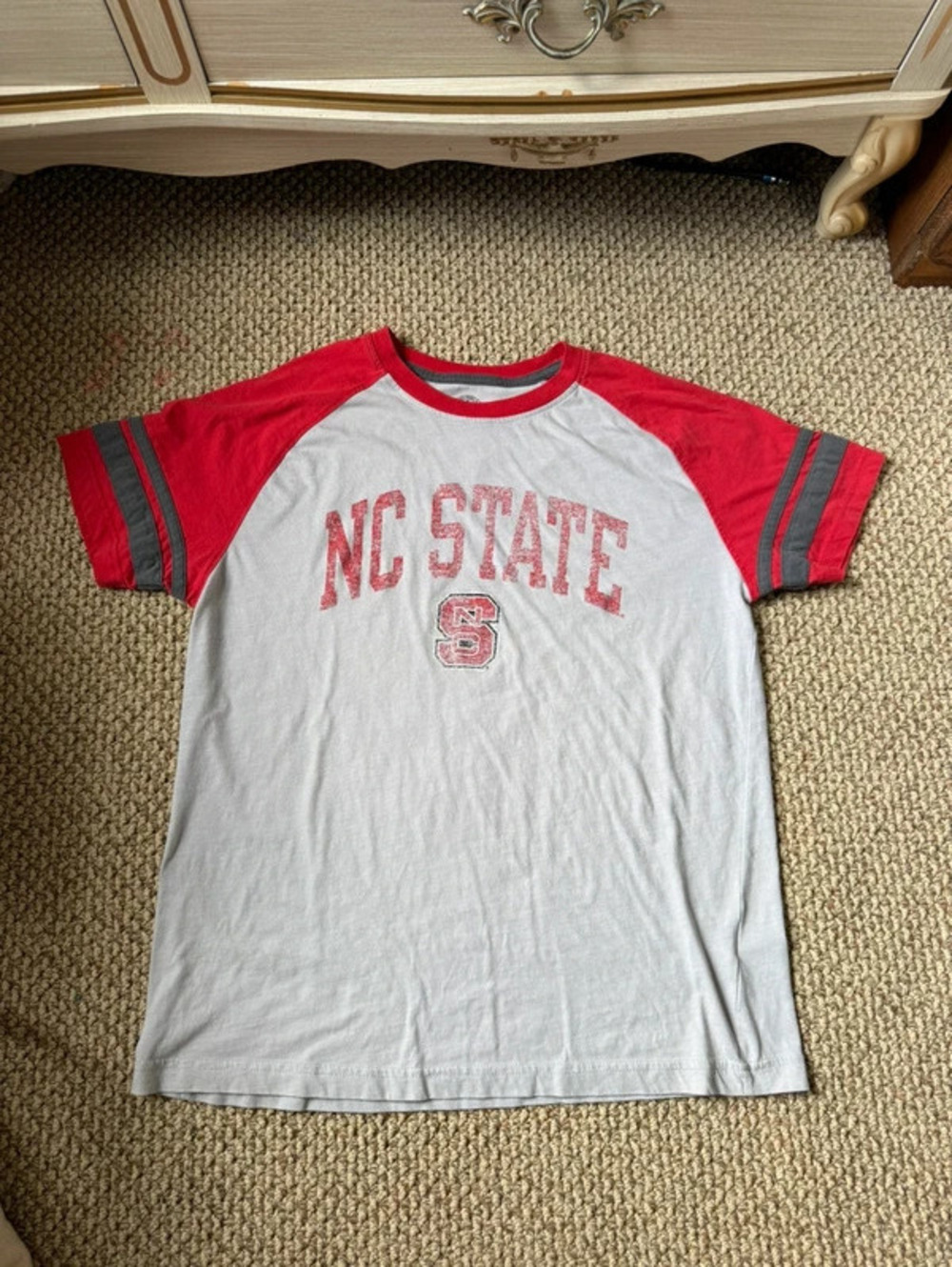 mens NC State University T-shirt